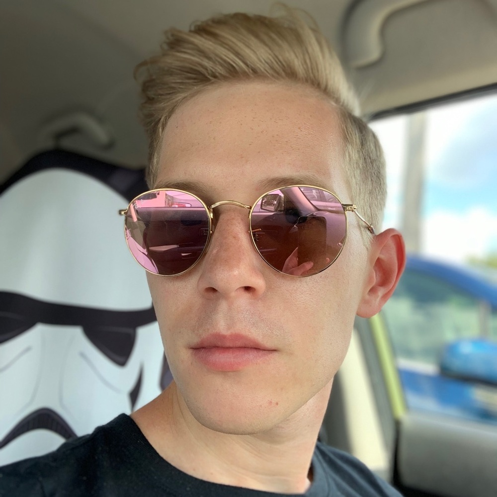 Meet your Posher, Tyler